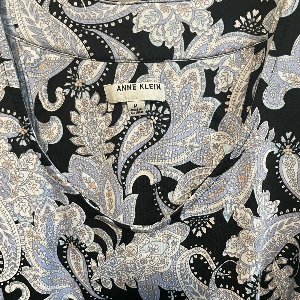 Anne Klein Black and White Paisley Blouse - Picture 5 of 5